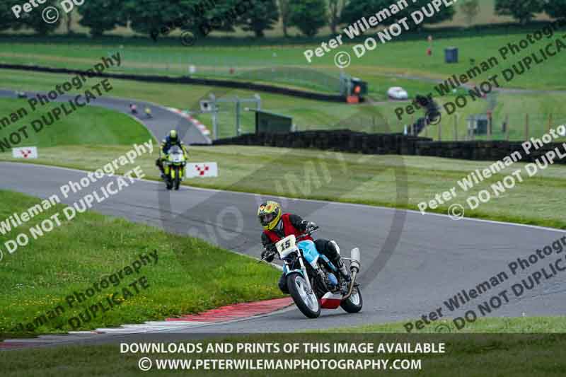 cadwell no limits trackday;cadwell park;cadwell park photographs;cadwell trackday photographs;enduro digital images;event digital images;eventdigitalimages;no limits trackdays;peter wileman photography;racing digital images;trackday digital images;trackday photos